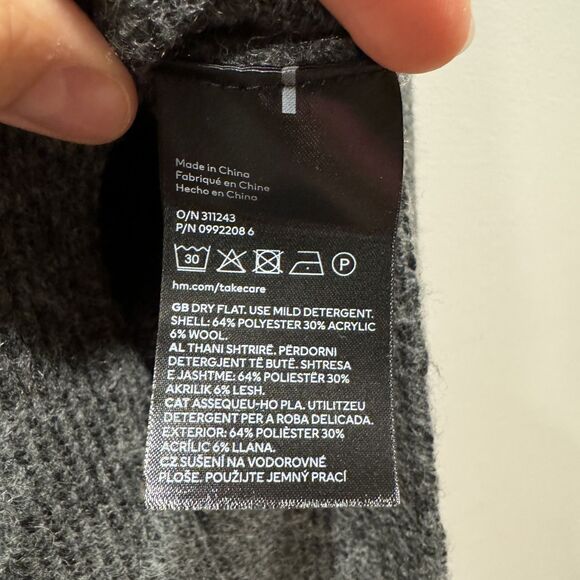 H&M Turtleneck Sweater Wool Blend Gray Pullover Winter Oversized Knit Women Sz S - Picture 4 of 6